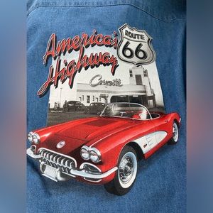 Classic car collections corvette long sleeve in great condition vintage piece!